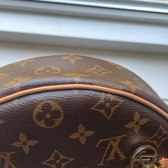 Louis Vuitton Loop bag - Picture 7 of 12
